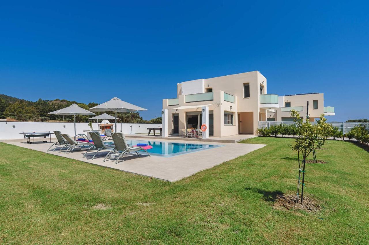 Paleos Hillside By Villa